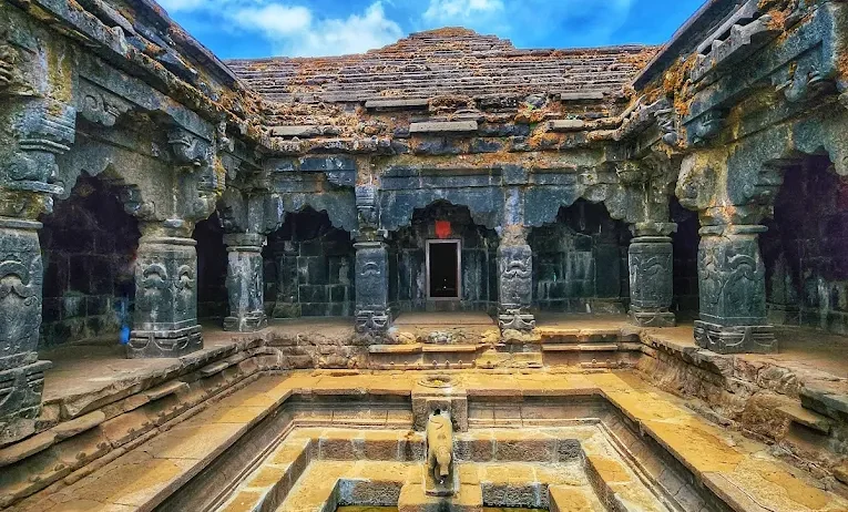 Krishnabai Temple is a peaceful and historic temple in Mahabaleshwar, known for its beautiful surroundings and the sacred source of the Krishna River. Surrounded by lush green hills and scenic views, it is a serene place for visitors seeking spirituality and nature.